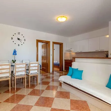Apartment 3 Dramalj