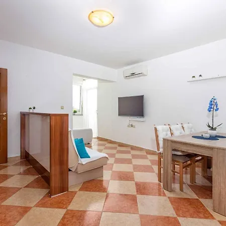 3 Апартаменты Драмаль